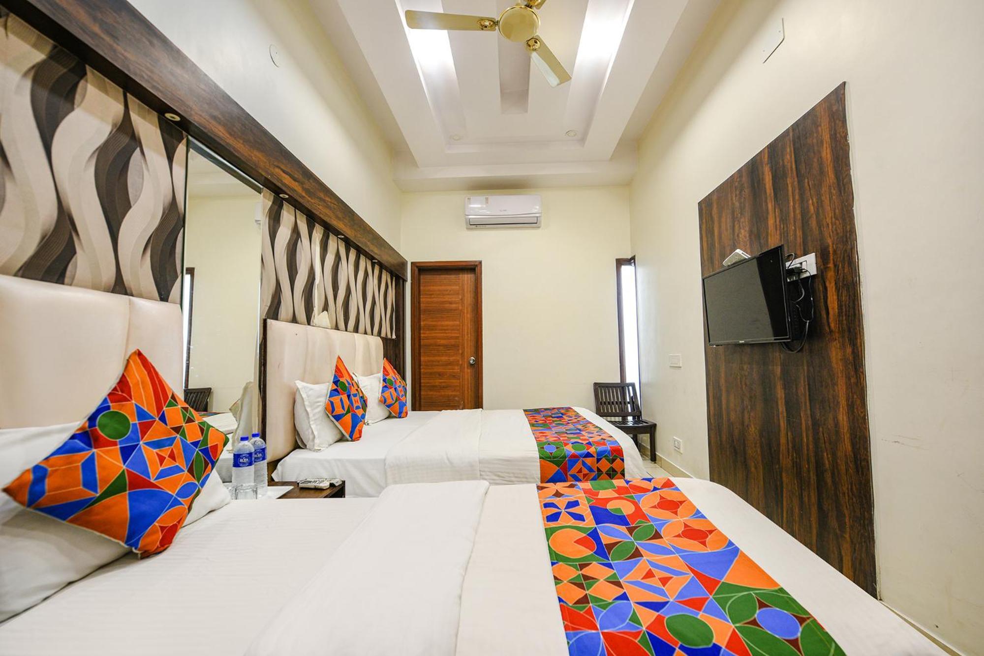 Fabhotel Savera Park Amritsar Extérieur photo