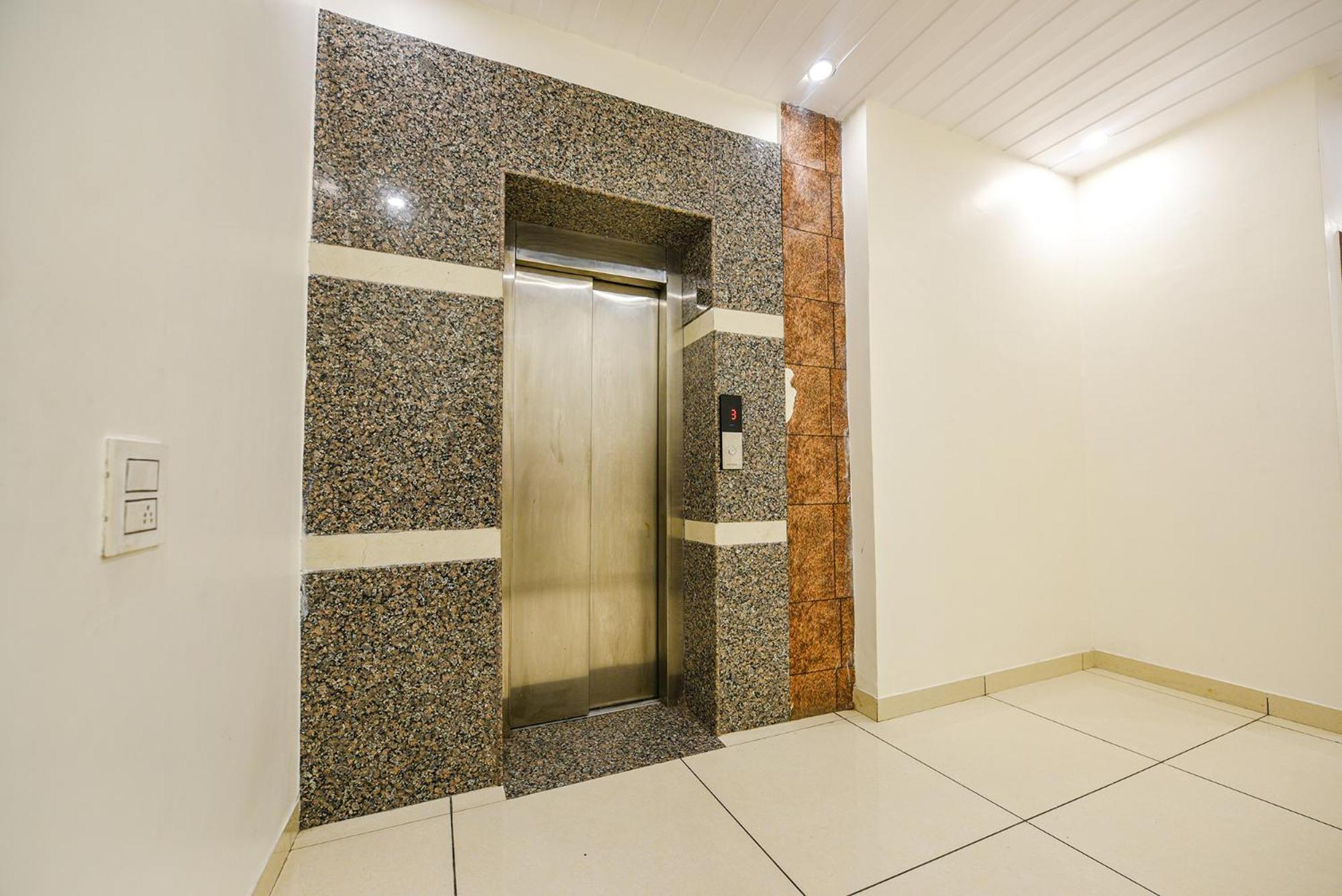 Fabhotel Savera Park Amritsar Extérieur photo